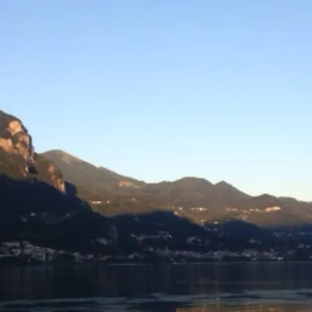 Houselake And Garden - - Lecco * Pescate